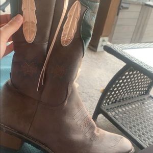 Women’s boots
